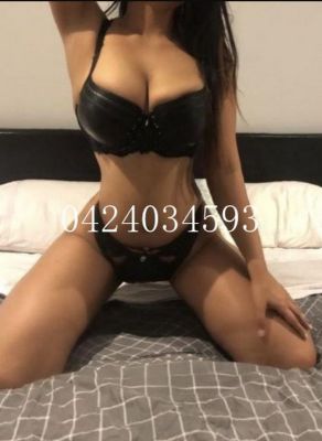 independent Sharon (escorts)